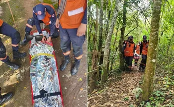 Imagem ilustrativa da imagem Bombeiros resgatam mulher ferida em trilha da Pedra Azul