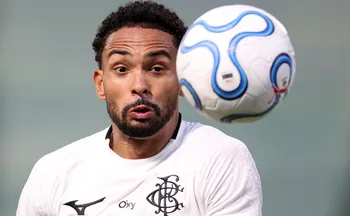 Imagem ilustrativa da imagem Botafogo pode perder Vitinho na próxima janela de transferências