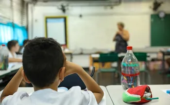 Imagem ilustrativa da imagem Censo Escolar: Brasil reduz índices de reprovação, abandono e atraso