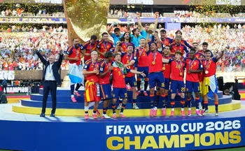 Imagem ilustrativa da imagem Copa de 2026 chega ao fim com recordes históricos, polêmicas e título da Espanha