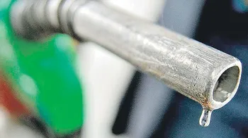 Imagem ilustrativa da imagem Governo anuncia aumento na mistura de etanol na gasolina de 30% para 32%