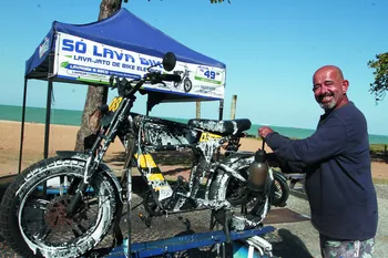Imagem ilustrativa da imagem Lava a jato de bike elétrica faz sucesso em Vila Velha