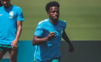 Imagem ilustrativa da imagem Missão hexa: Brasil estreia na Copa do Mundo neste sábado