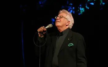 Imagem ilustrativa da imagem Morre cantor e compositor Peppino Di Capri, do sucesso 'Champagne', aos 86 anos