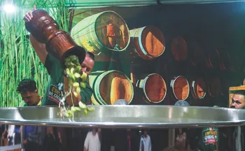 Imagem ilustrativa da imagem Recorde com caipirinha de 1.500 litros em festival de São Roque do Canaã