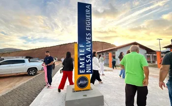 Imagem ilustrativa da imagem Ricardo Ferraço entrega escola e anuncia obras no Noroeste do ES