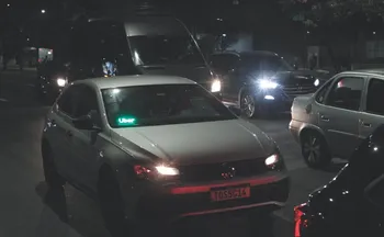 Imagem ilustrativa da imagem Uso de LED em painéis de carro pode dar multa de R$ 195