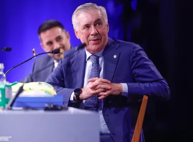 Imagem ilustrativa da imagem Ancelotti avisou CBF sobre contato da Itália, mas não cogitou saída