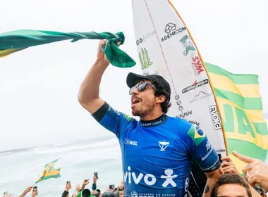 Imagem ilustrativa da imagem Atual campeão mundial, Yago Dora vence etapa de Saquarema da WSL