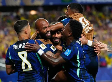 Imagem ilustrativa da imagem 'Brasil de Ancelotti se diverte': imprensa mundial elogia seleção após goleada