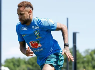 Imagem ilustrativa da imagem Com Neymar, Brasil faz penúltimo treino antes de encarar a Escócia