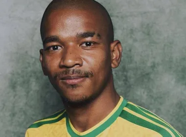 Imagem ilustrativa da imagem Jayden Adams, que disputou a Copa do Mundo pela África do Sul, morre aos 25 anos