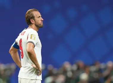 Imagem ilustrativa da imagem Kane lamenta eliminação da Inglaterra e admite: "Neste nível, isso não é suficiente