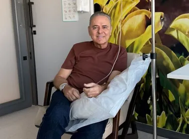 Imagem ilustrativa da imagem Luís Roberto retorna à Globo após diagnóstico de câncer: 'Estou a caminho da cura'