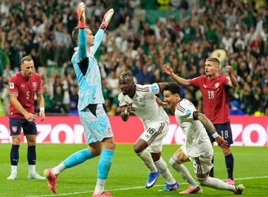 Imagem ilustrativa da imagem México encanta com vitória sobre a República Tcheca e campanha perfeita na Copa