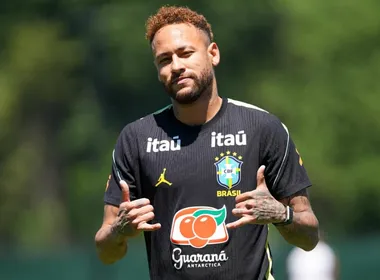 Imagem ilustrativa da imagem Neymar estará à disposição do Brasil contra a Escócia, confirma Ancelotti