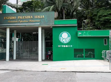 Imagem ilustrativa da imagem Polícia investiga caso de estupro de criança de 4 anos na sede social do Palmeiras