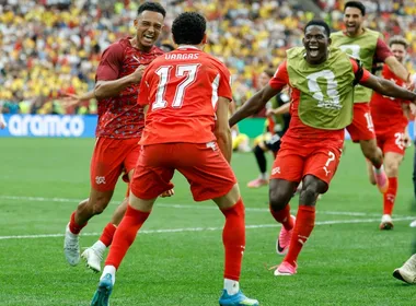 Imagem ilustrativa da imagem Suíça vence Colômbia nos pênaltis e encara Argentina nas quartas