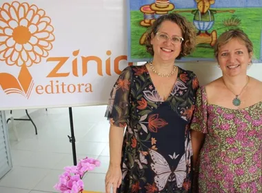 Imagem ilustrativa da imagem Zínia Editora comemora aniversário com sarau e lançamento de livro no ES