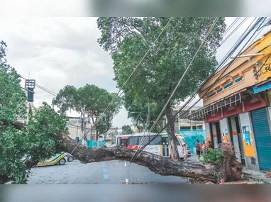 Chuva deve se concentrar nas regiões serrana e norte capixaba, mas também provoca chuva no litoral da Grande Vitória