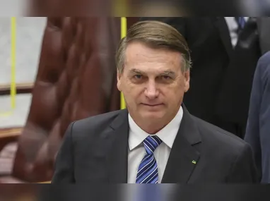 Imagem ilustrativa da imagem Alexandre de Moraes decide manter Bolsonaro em prisão domiciliar