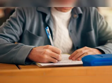 Imagem ilustrativa da imagem Apenas 10 alunos tiraram nota 1.000 na Redação do Enem