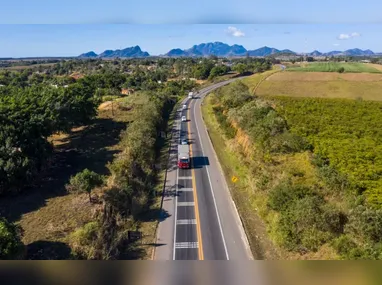 Imagem ilustrativa da imagem BR-101 será interditada em Ibiraçu para detonação de rochas nesta quarta-feira