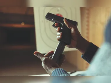 Imagem ilustrativa da imagem Dez armas são apreendidas por dia pela polícia no ES