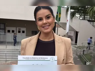 Manifestantes durante protesto em defesa do fim da jornada de trabalho 6x1