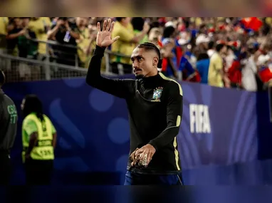 Jogadores do Egito comemoram a vitória na disputa de pênaltis contra a Austrália após a partida das oitavas de final da Copa do Mundo, em Arlington, Texas, região de Dallas, nesta sexta-feira, 3 de julho de 2026