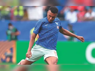 Thiago Silva assinou contrato com o Tricolor até dezembro deste ano