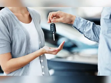 Imagem ilustrativa da imagem ICMS: isenção para taxistas e motoristas de aplicativo comprarem carro já vale