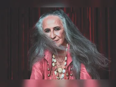 Imagem ilustrativa da imagem Maria Bethânia em grandes versões