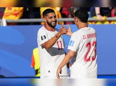 Casemiro (D), do Brasil, disputa lance com Frantzdy Pierrot, do Haiti, em partida válida pela segunda rodada do Grupo C da Copa do Mundo 2026, na cidade da Filadélfia, nos Estados Unidos, nesta sexta-feira, 19 de junho de 2026