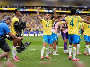 Gabriel Martinelli (22), do Brasil, marca gol nos acréscimos da partida contra o Japão válida pela 2ª fase da Copa do Mundo de 2026, em Houston, no estado do Texas, nos Estados Unidos, nesta segunda-feira, 29 de junho de 2026. A seleção brasileira venceu, de virada, por 2 a 1