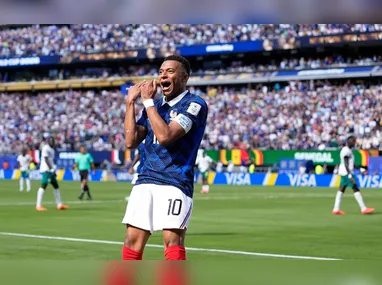 Erling Haaland (9), da Noruega, comemora após marcar seu gol sobre o Iraque durante partida válida pelo Grupo I da Copa do Mundo disputada em Foxborough, no estado de Massachusetts, perto de Boston, nesta terça-feira, 16 de junho de 2026
