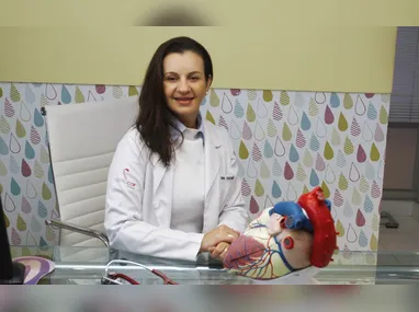 Nos experimentos realizados até o momento in vitro (em laboratório), a vacina terapêutica conseguiu atacar o tumor