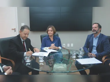 Levantamento indica mudança no 1º e no 2º turno e aponta que 64% ouviram falar do episódio envolvendo pedido de dinheiro para um filme
