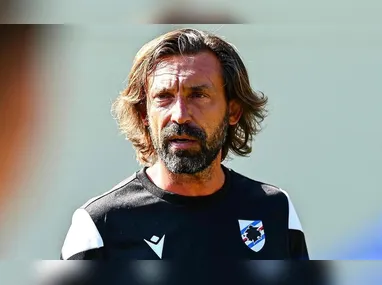 Atacante sofre lesão contra o Inter e passará por cirurgia; Victor Gabriel é expulso. Rádio projeta ao menos dois meses fora