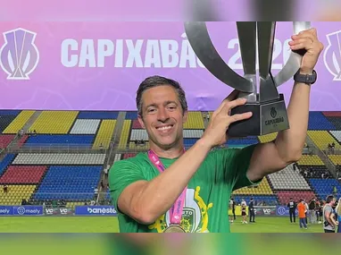 Imagem ilustrativa da imagem Porto Vitória anuncia saída de técnico campeão capixaba