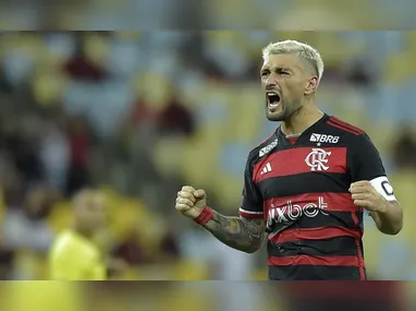 Imagem ilustrativa da imagem Presidente do Flamengo anuncia que Arrascaeta terá busto na Gávea