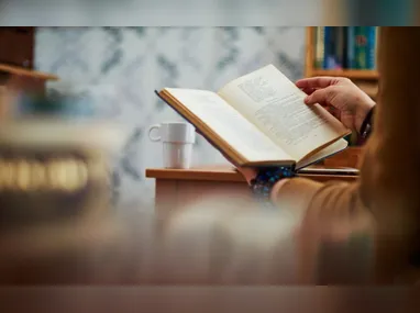 Instituto Histórico e Geográfico do Espírito Santo realiza posse da nova diretoria e homenageia o legado do escritor Luiz Guilherme Santos Neves