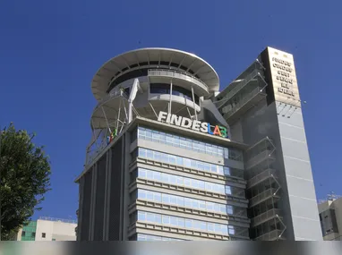 Data centers concentram investimentos das empresas de tecnologia em IA, movimento que ocorre em paralelo ao avanço das demissões e da automação