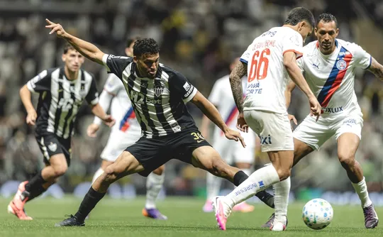 Imagem ilustrativa da imagem Atlético-MG cede o empate ao Bahia e frustra retorno no Brasileirão