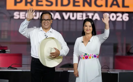 Imagem ilustrativa da imagem Peru vai às urnas escolher entre filha de Fujimori e herdeiro de Pedro Castillo