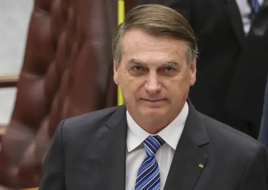 Imagem ilustrativa da imagem Alexandre de Moraes decide manter Bolsonaro em prisão domiciliar