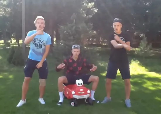 Imagem ilustrativa da imagem Após eliminar Brasil, Haaland vê música gravada na adolescência bombar na Noruega