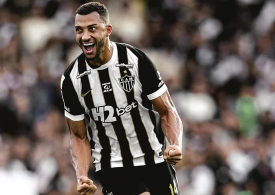 Imagem ilustrativa da imagem Atlético-MG vence em São Januário e mantém Vasco no Z4 do Brasileiro