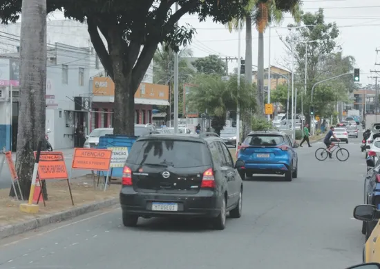 Imagem ilustrativa da imagem Avenida José Rato vai ter 2 km de ciclovia e cara nova