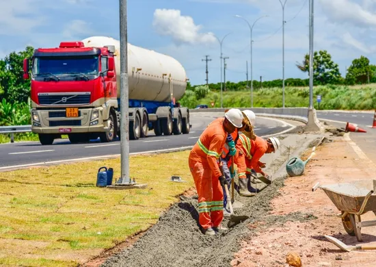 Imagem ilustrativa da imagem BR-101: escassez obriga empresa a “importar” mão de obra